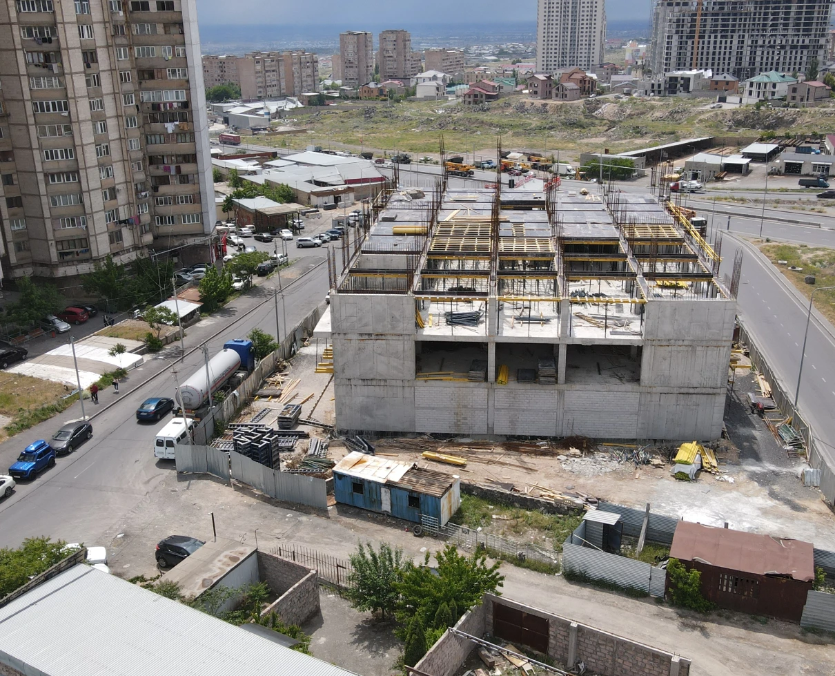 builder image