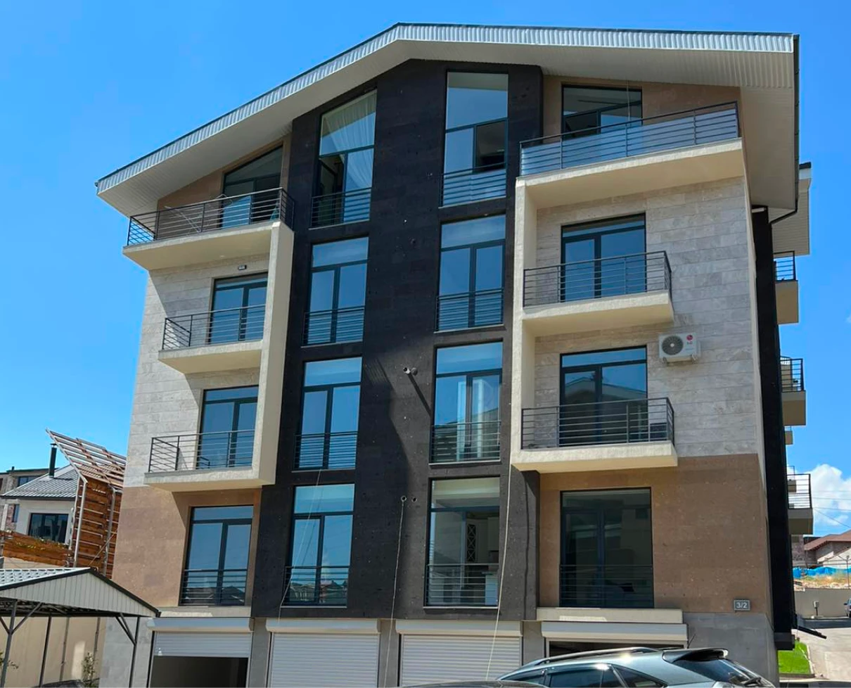 builder image