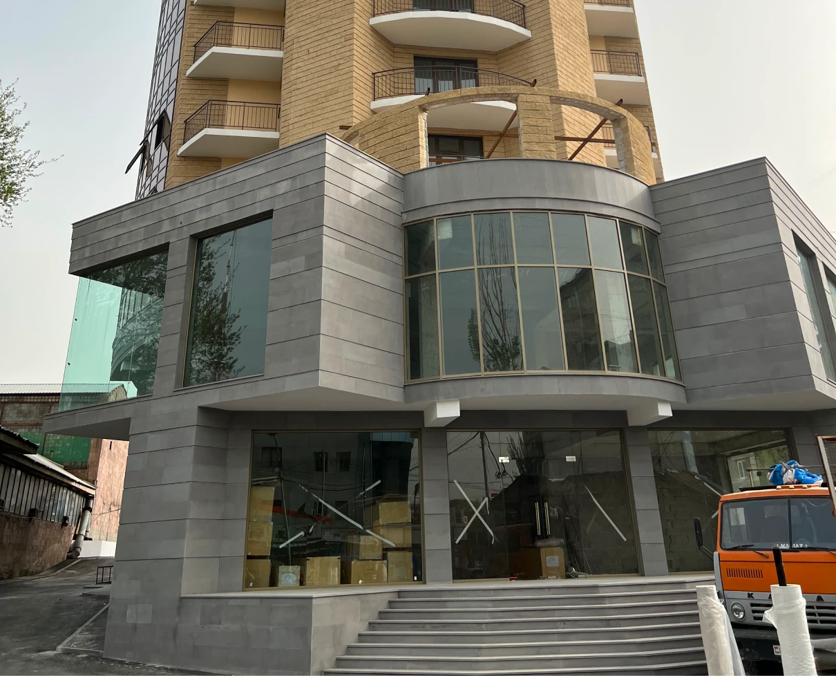 builder image